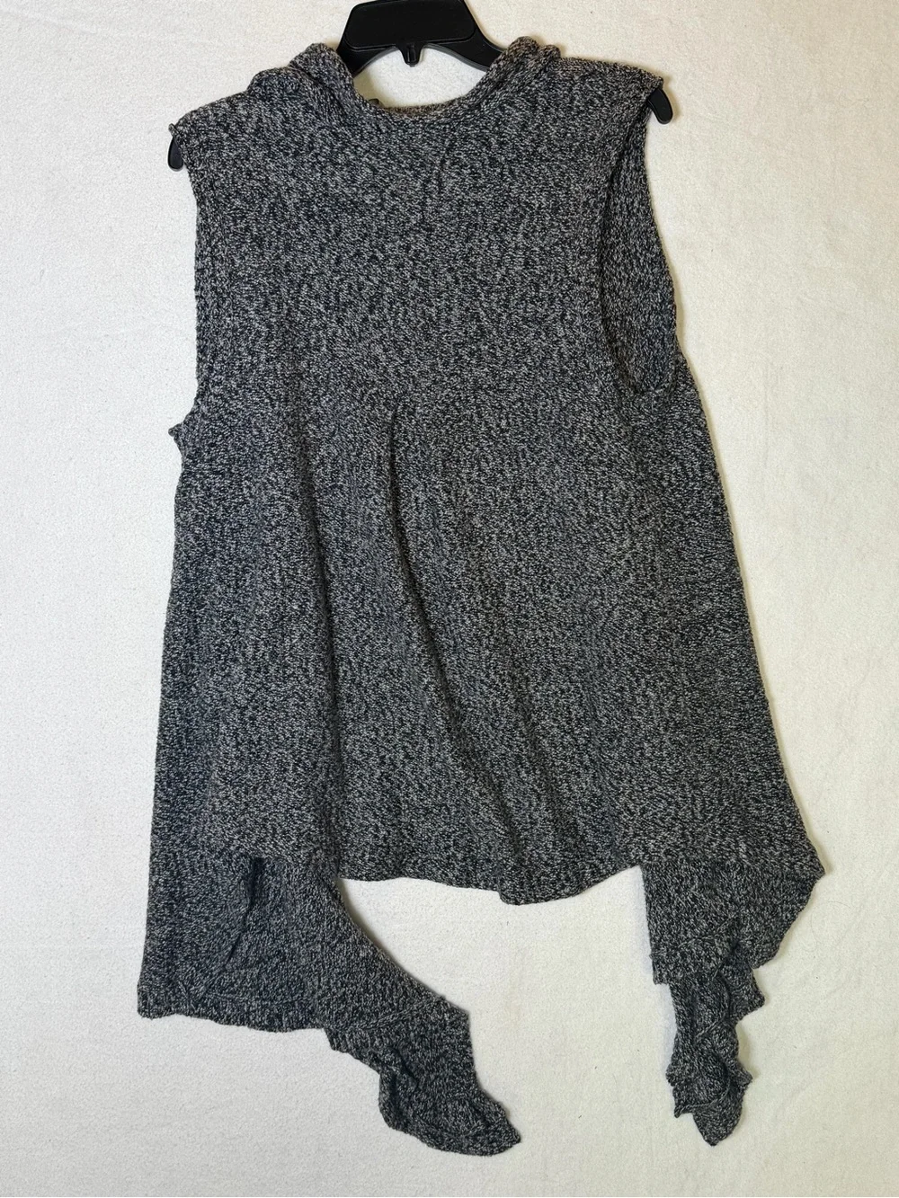 New Directions Marled Knit Cascade Ruffle Vest Sweater Gray Black Size Large - Picture 5 of 5